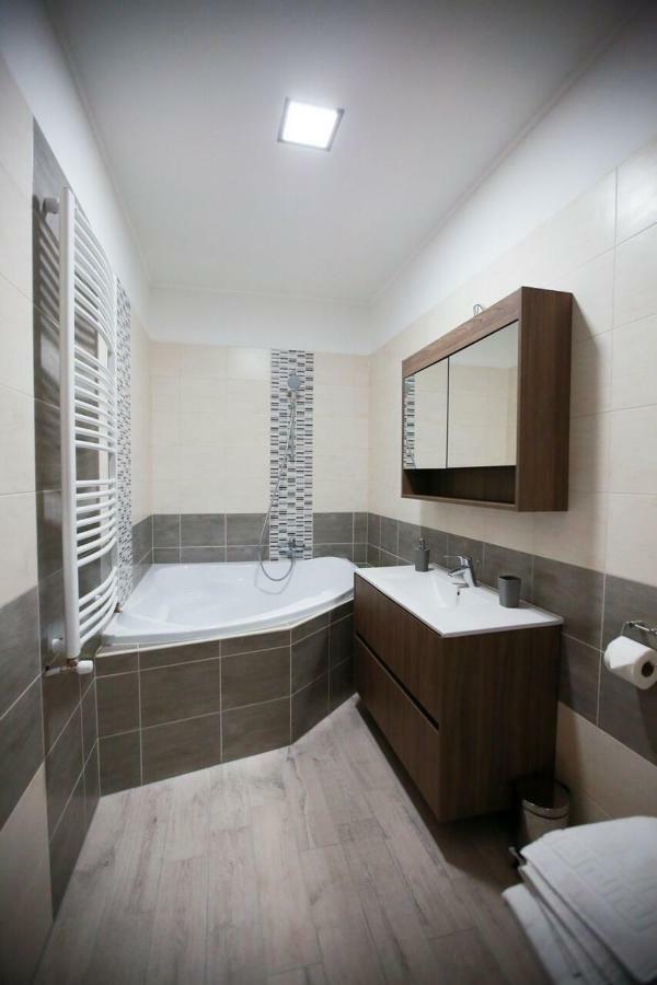 Sugo Panzio Bed & Breakfast Baja Luaran gambar